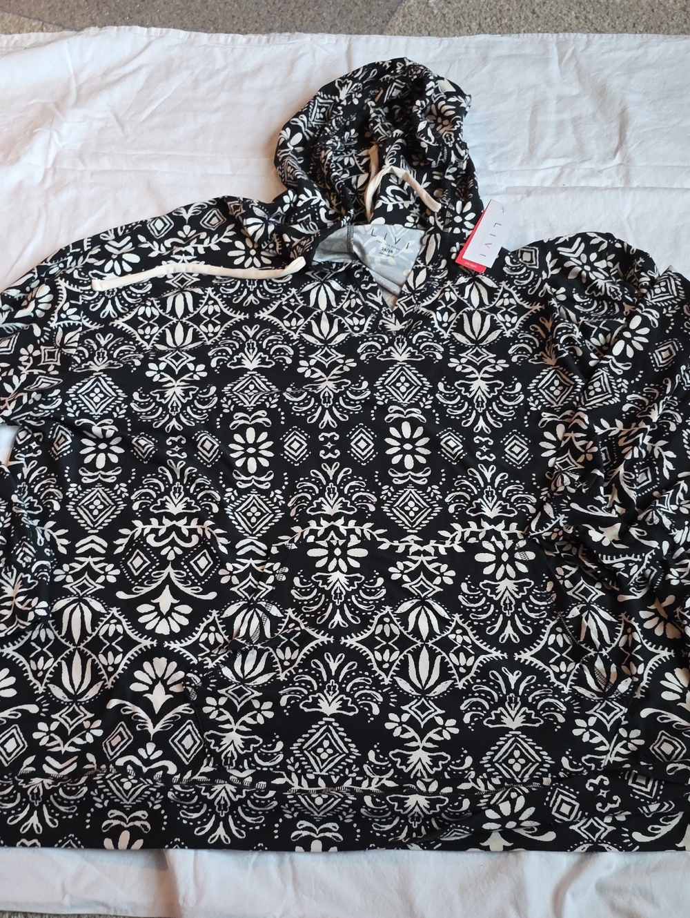 LIVI By Lane Bryant Printed Hooded Pullover Sweatshirt - Black/White